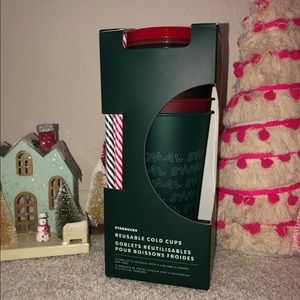 2019 Starbucks Holiday Cold Cup Set w/ straws